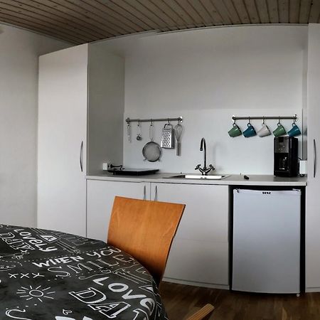 2 Rooms, Private Kitchen, Bathroom, And Garden. Århus Kültér fotó