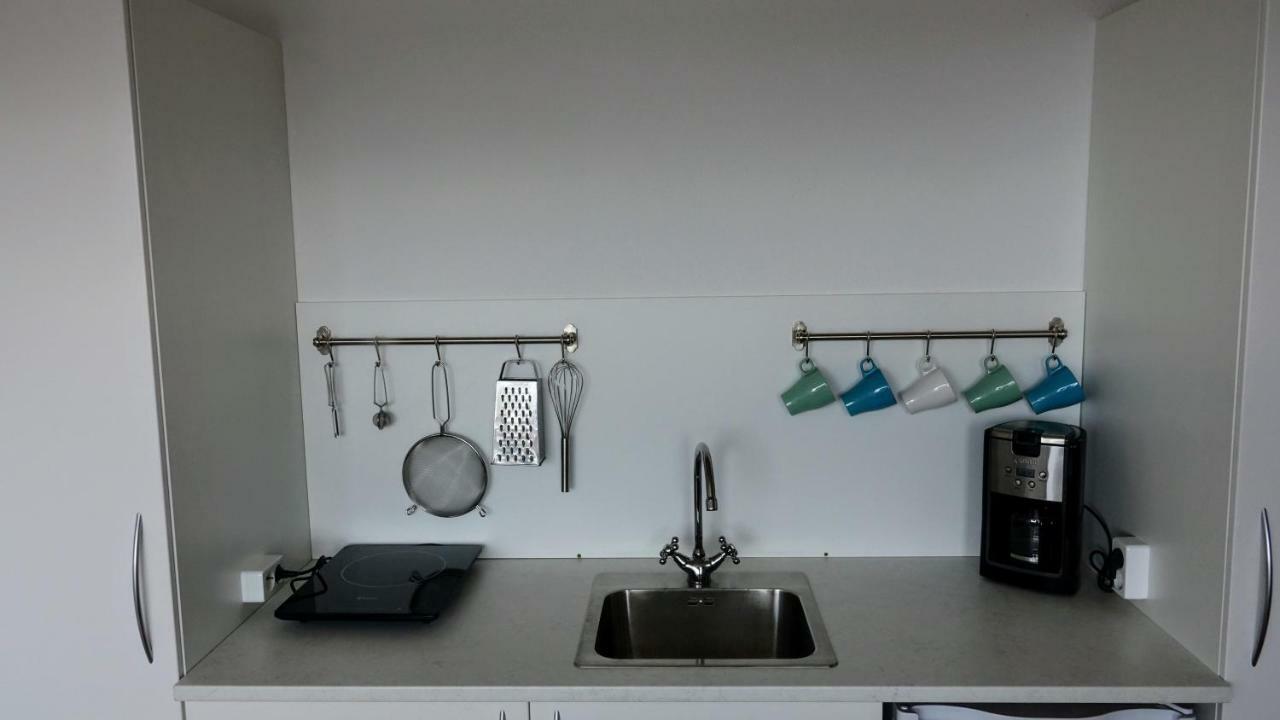 2 Rooms, Private Kitchen, Bathroom, And Garden. Århus Kültér fotó